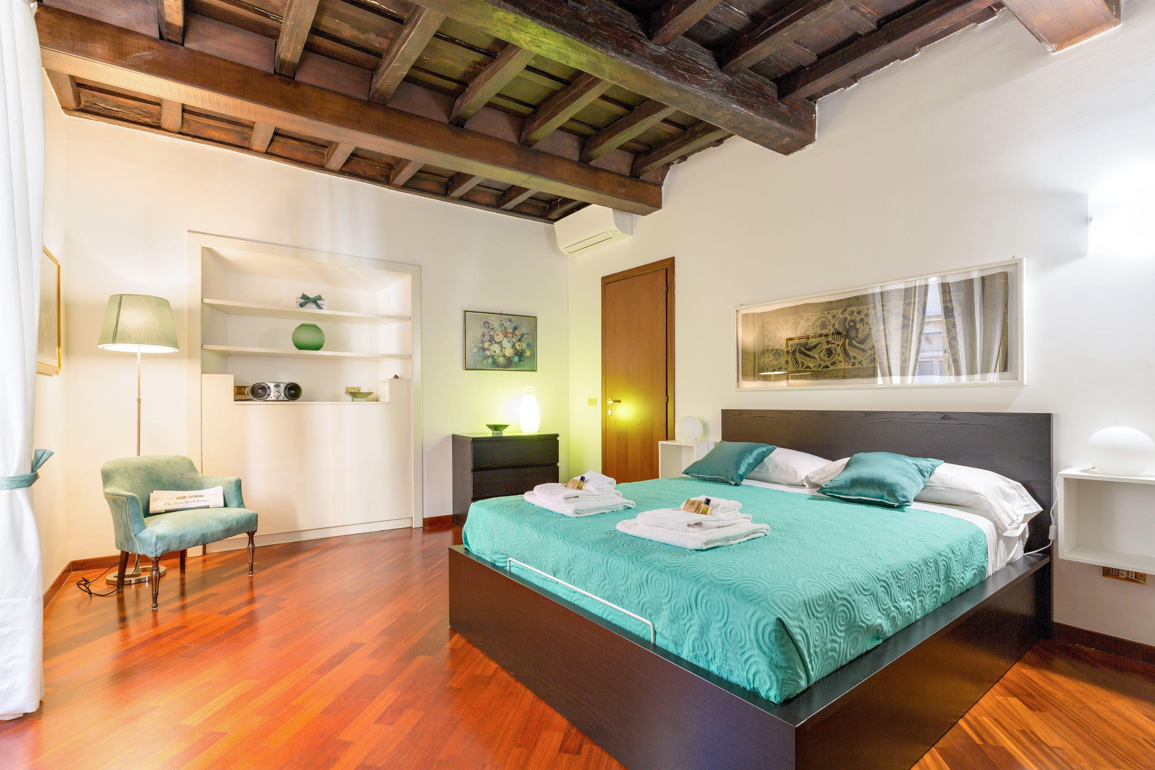 Rome As You Feel - Panisperna Apartment — Photos 3